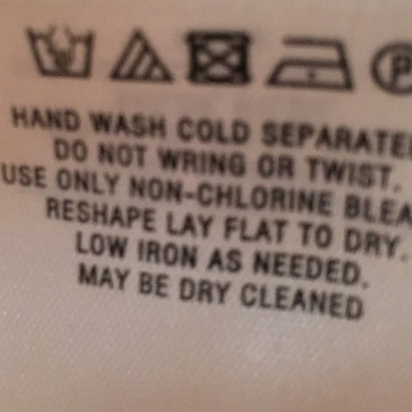 ⛄️ Moth White Hi Lo Turtleneck Sweater - Picture 8 of 8